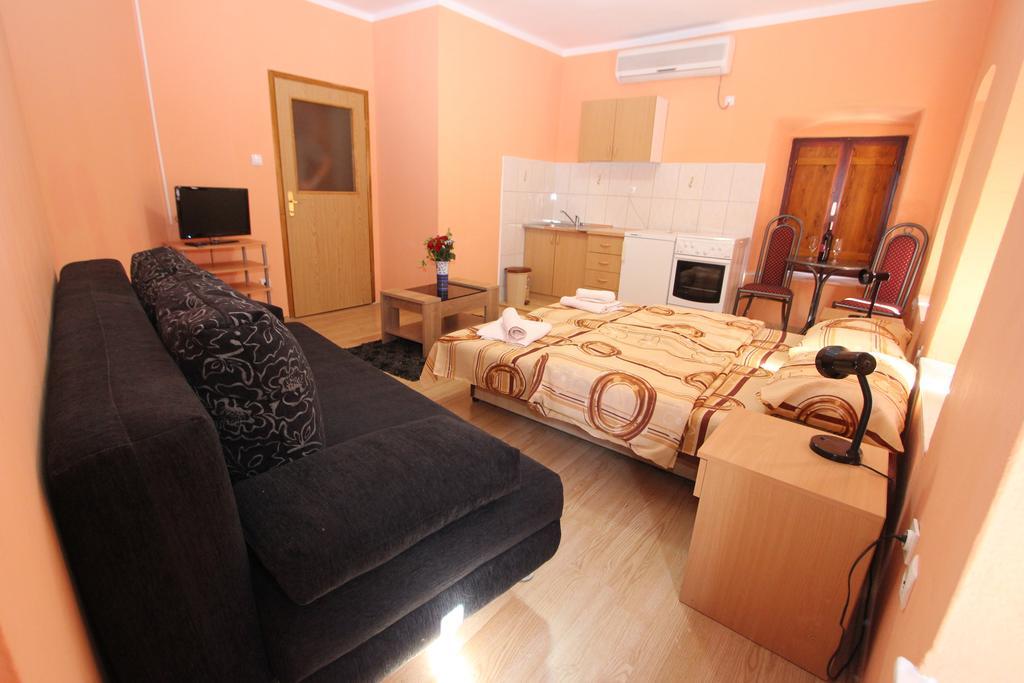 Apartment Stari Grad Trebinje Rum bild